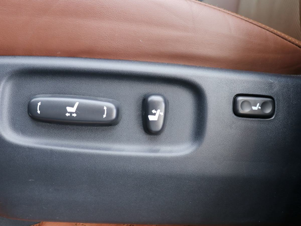 丰田 兰德酷路泽 丰田 兰德酷路泽(进口) 2019款 兰德酷路泽 5.7L VX-R GTS 12气 底升(中东)图片