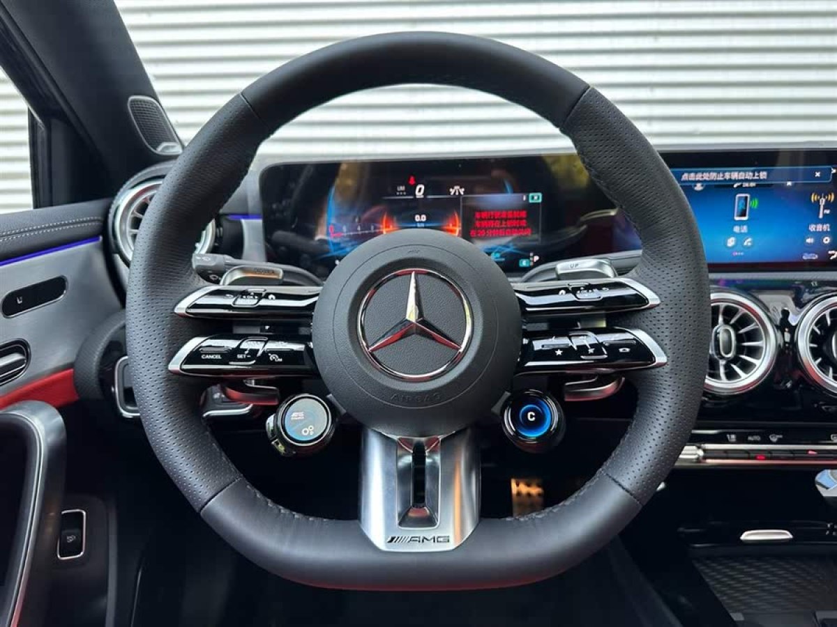 奔馳 奔馳A級AMG  2025款 AMG A 35 4MATIC圖片