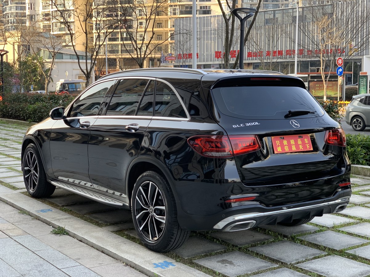 奔馳 奔馳GLC  2018款 改款 GLC 300 4MATIC 動感型圖片