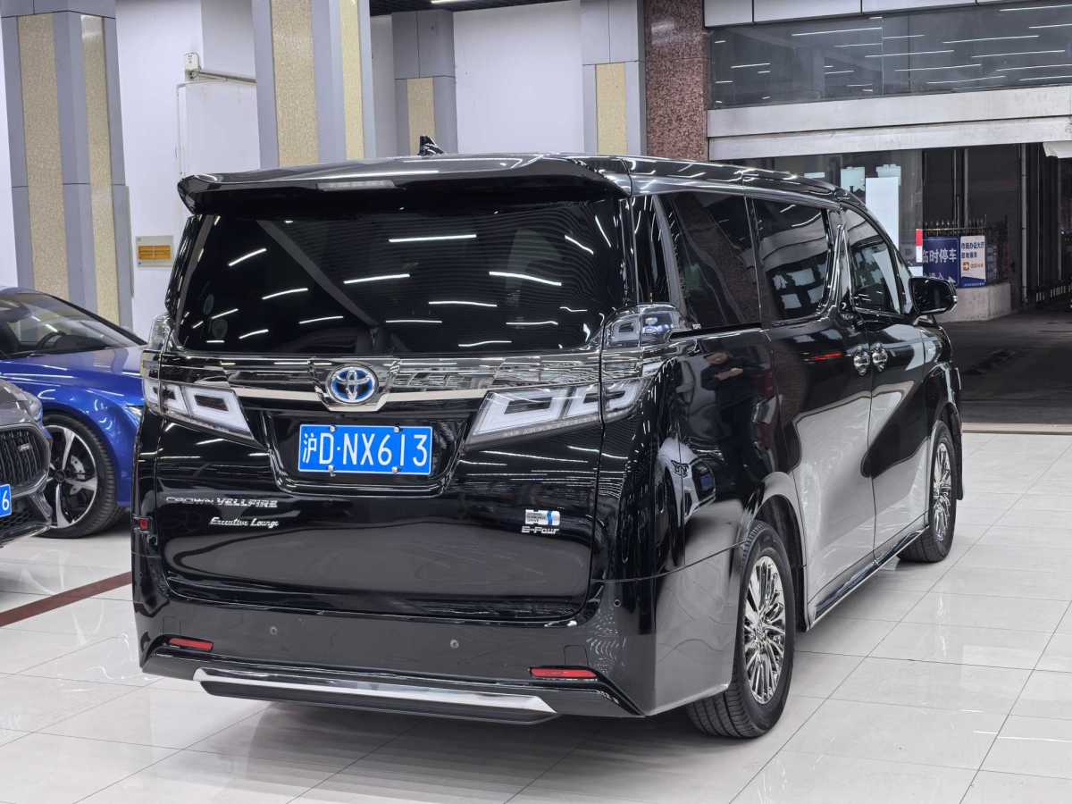 豐田 威爾法  2021款 皇冠 雙擎 2.5L HV至尊版圖片