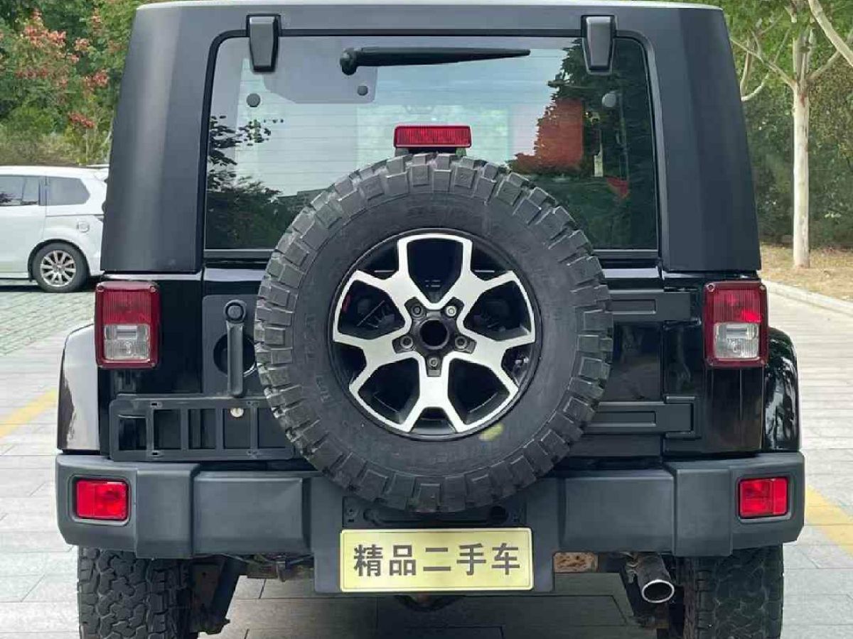 Jeep 牧馬人  2010款 3.8L Rubicon 兩門版圖片