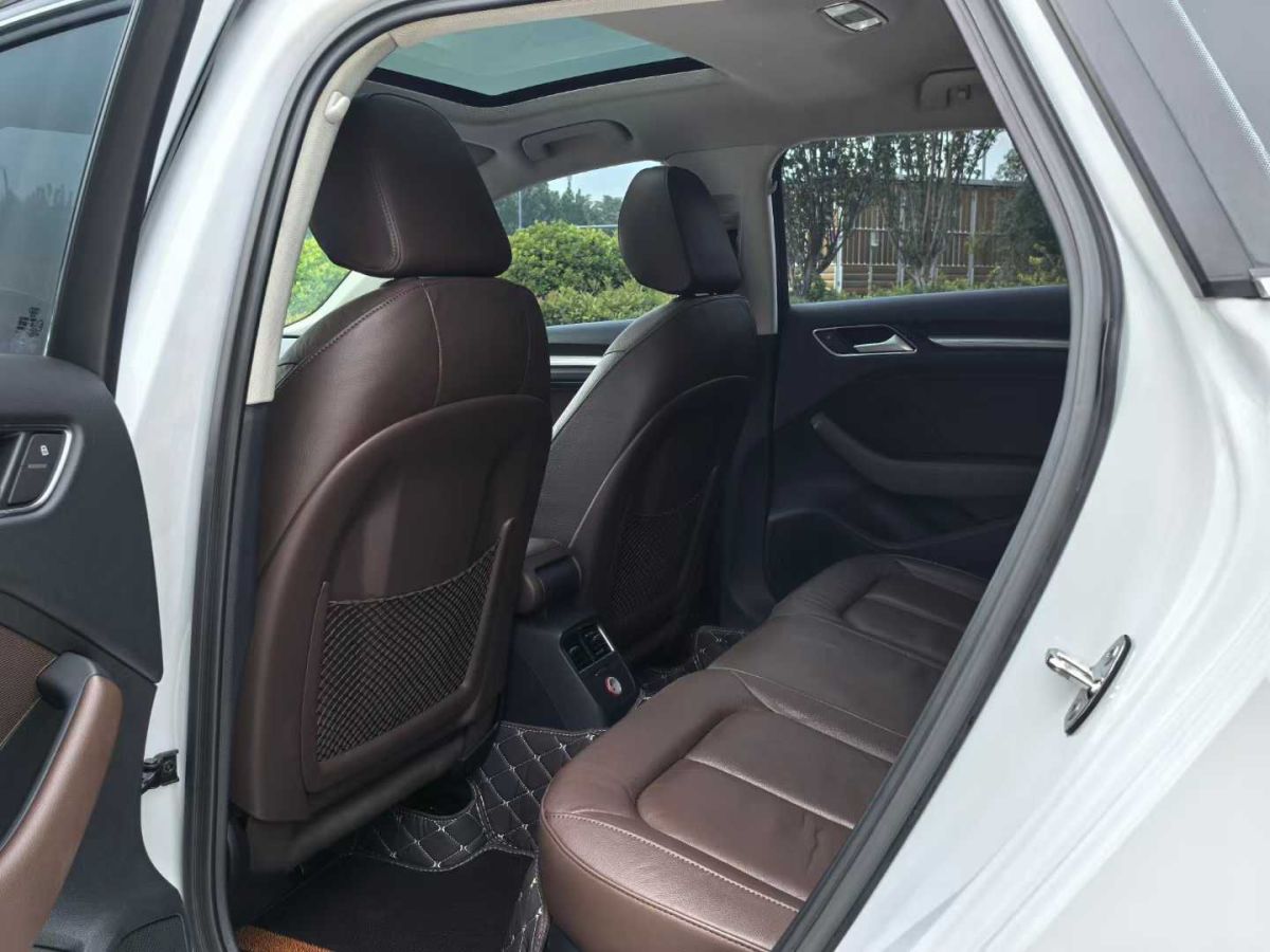 奧迪 奧迪A3  2016款 Limousine 35 TFSI 進(jìn)取型圖片