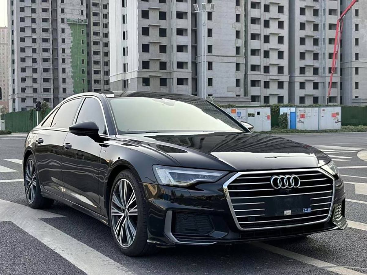 奧迪 奧迪A6L  2021款 45 TFSI quattro 臻選動(dòng)感型圖片