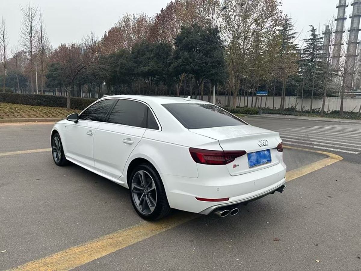 奧迪 奧迪A4L  2018款 30周年年型 40 TFSI 進取型圖片