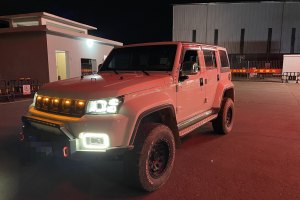 BJ40 北京 PLUS 2.3T 自動四驅尊享版