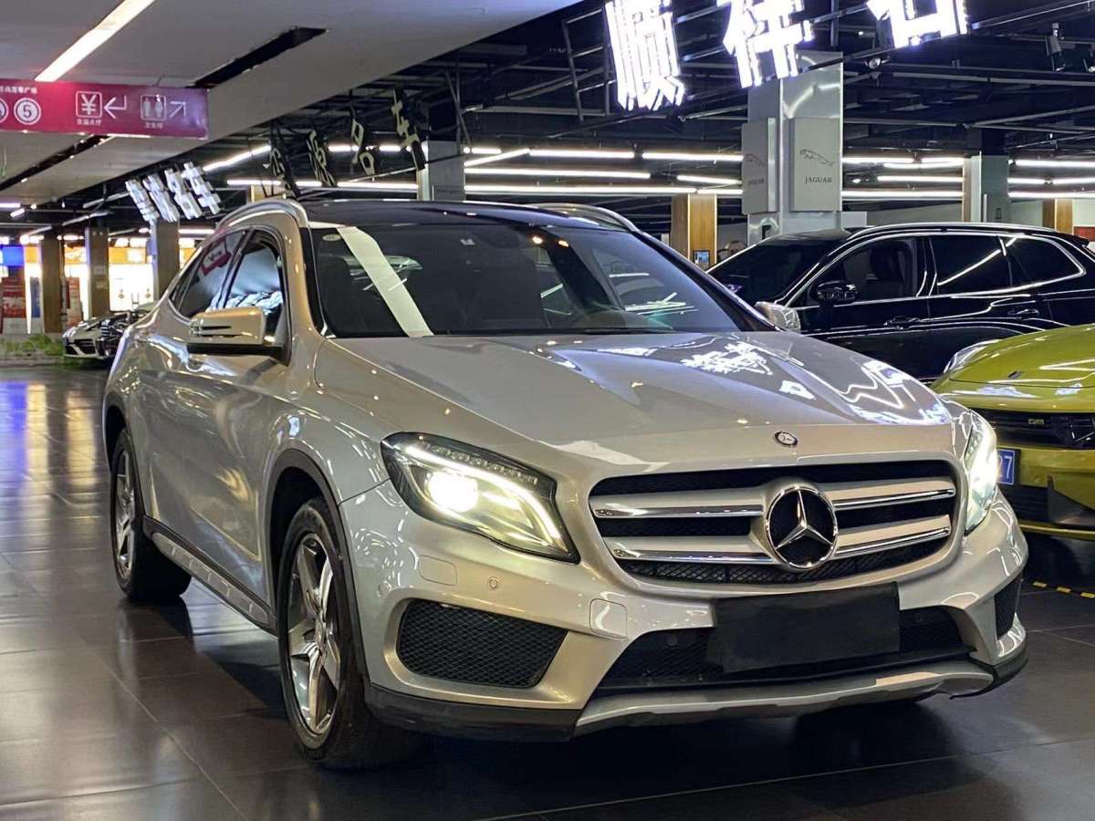 2014年12月奔馳 奔馳CLA級(jí)  2014款 CLA 260 4MATIC