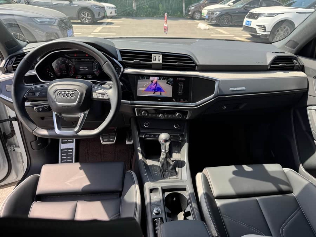 奧迪 奧迪Q3  2024款 40 TFSI 時尚動感型圖片