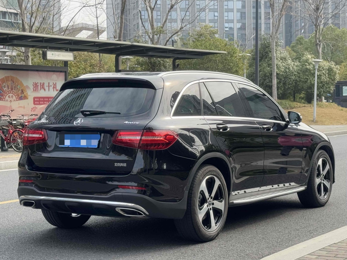 奔馳 奔馳GLC  2018款 改款 GLC 260 4MATIC 豪華型圖片