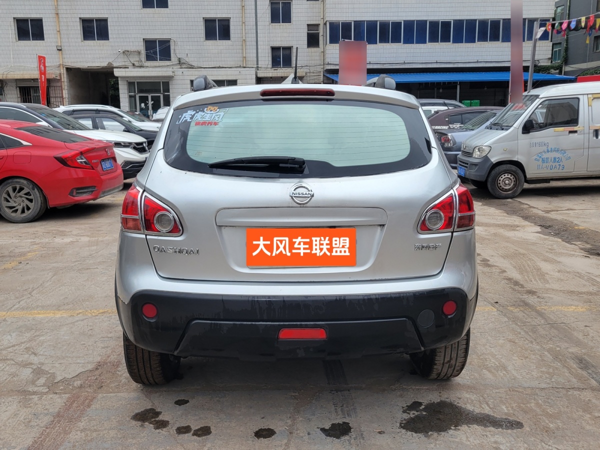 日產(chǎn) 逍客  2012款 1.6XE 風 5MT 2WD圖片