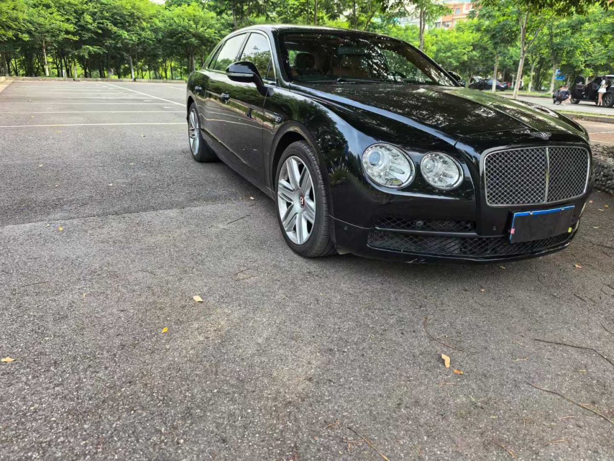 賓利 飛馳  2017款 4.0T V8 標(biāo)準(zhǔn)版圖片