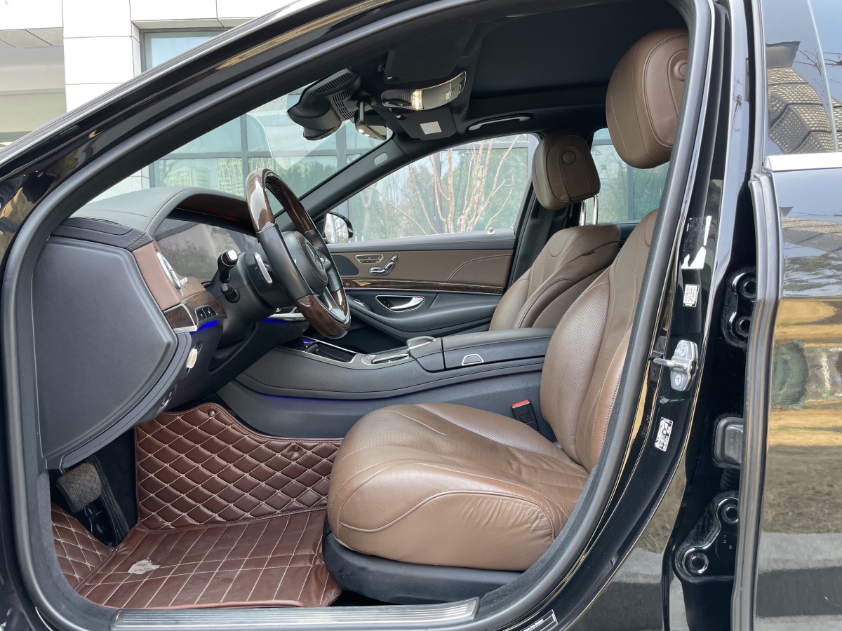 2018年9月奔驰 奔驰S级  2019款 S 350 L 尊贵型