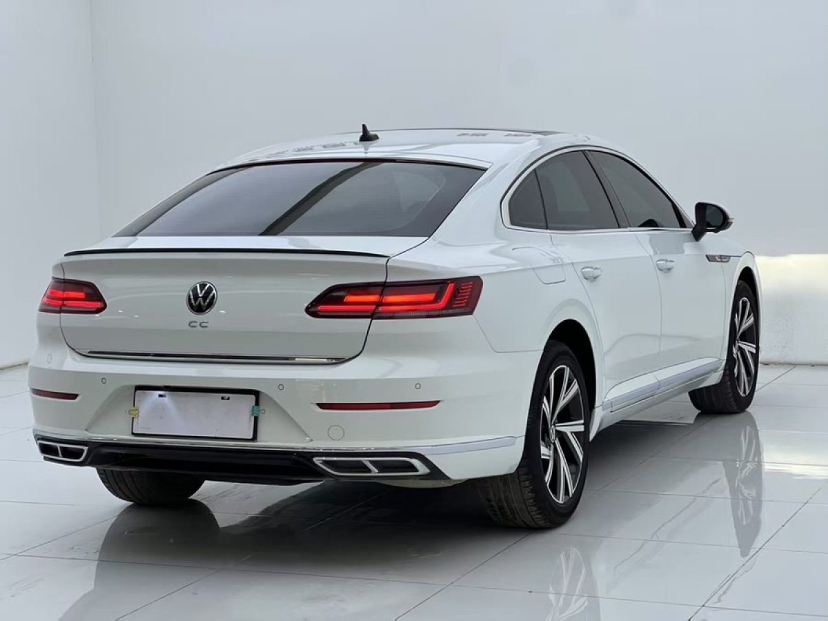 大眾 一汽-大眾CC  2023款 改款 330TSI 炫目版圖片