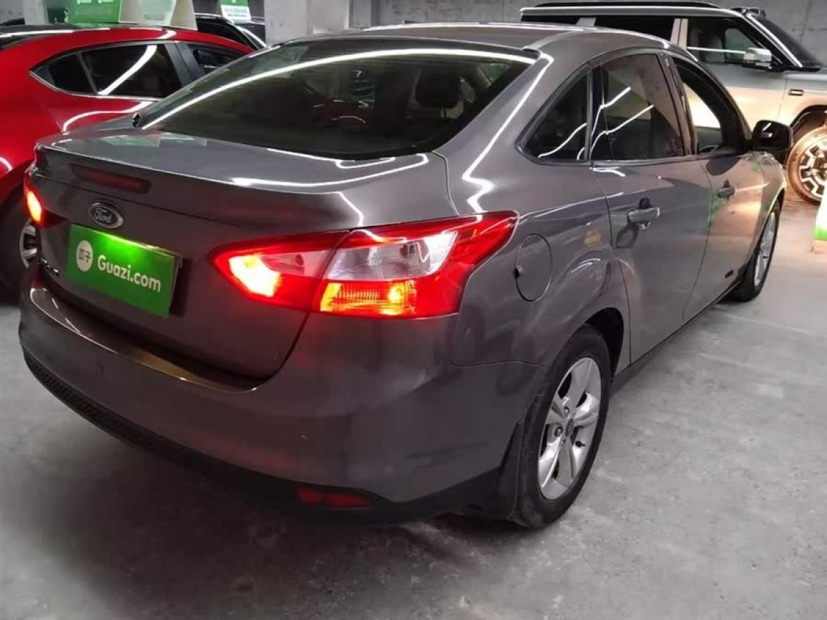 福特 ?？怂? 2012款 三廂 1.6L 自動風(fēng)尚型圖片
