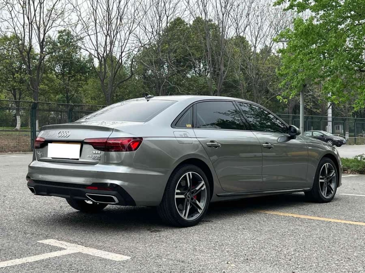 奧迪 奧迪A4L  2022款 40 TFSI 時尚動感型圖片