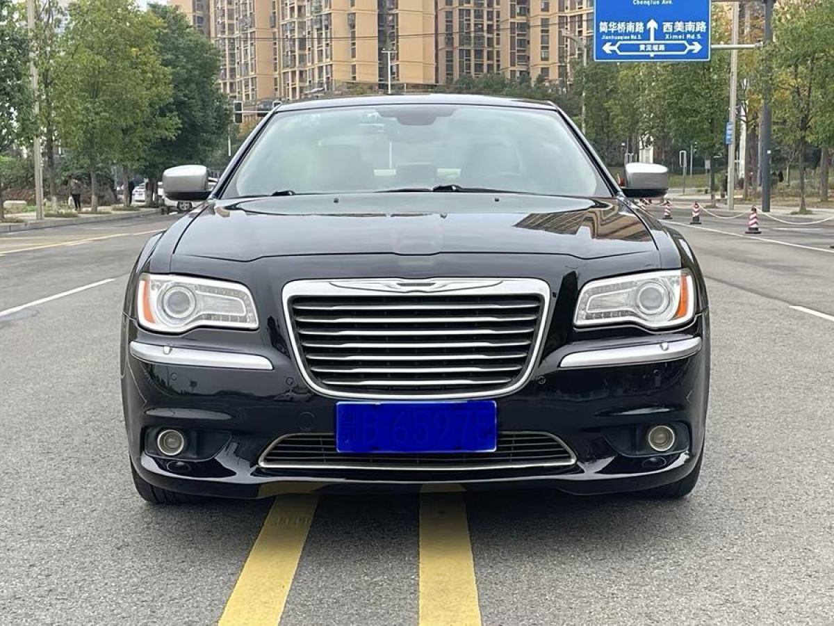 克萊斯勒 300C  2013款 3.6L 尊崇版圖片