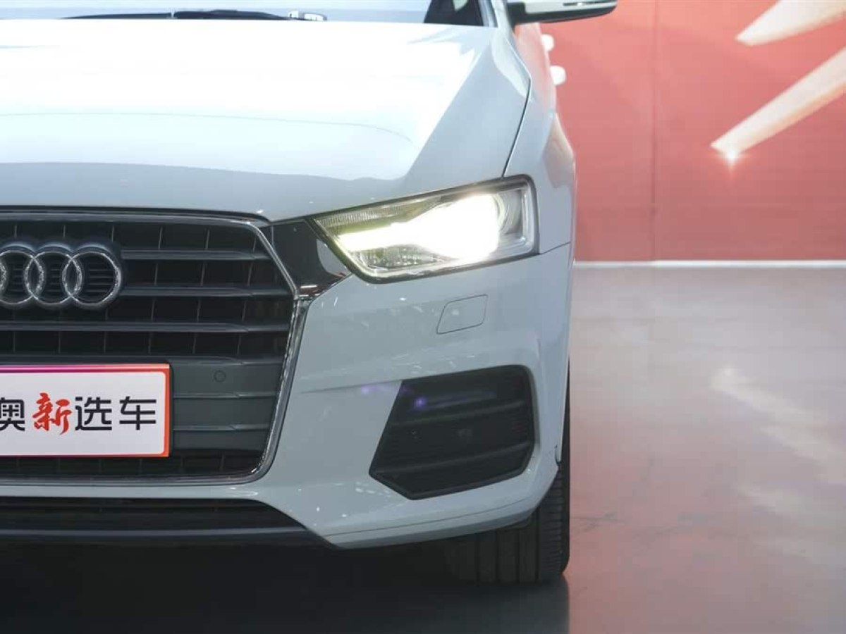 奧迪 奧迪Q3  2017款 30 TFSI 時(shí)尚型圖片