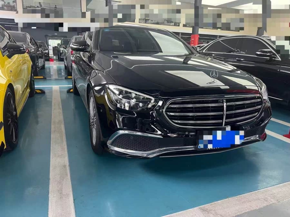 奔馳 奔馳E級  2021款 改款 E 300 L 時尚型圖片