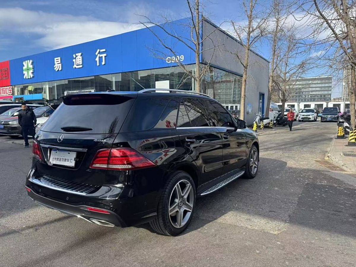 奔馳 奔馳GLE  2019款 GLE 400 4MATIC 臻藏版(特殊配置)圖片