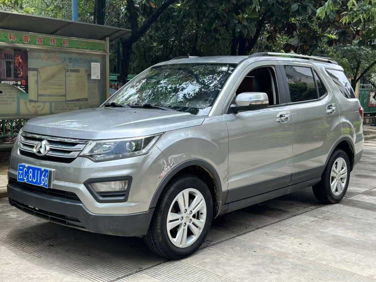 長安歐尚 CX70  2016款 1.6L 手動豪華型圖片