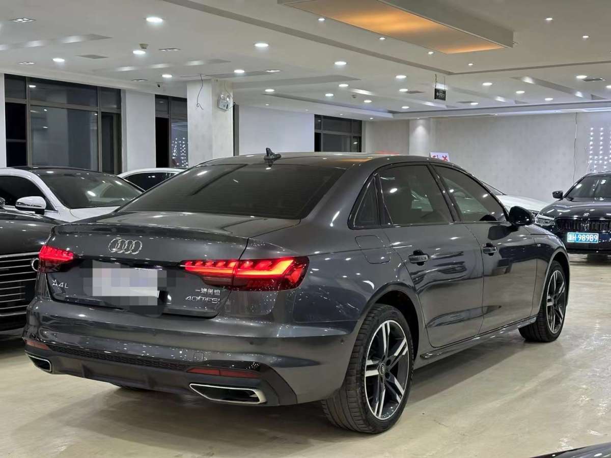 奥迪 奥迪A4L  2022款 40 TFSI 豪华动感型图片