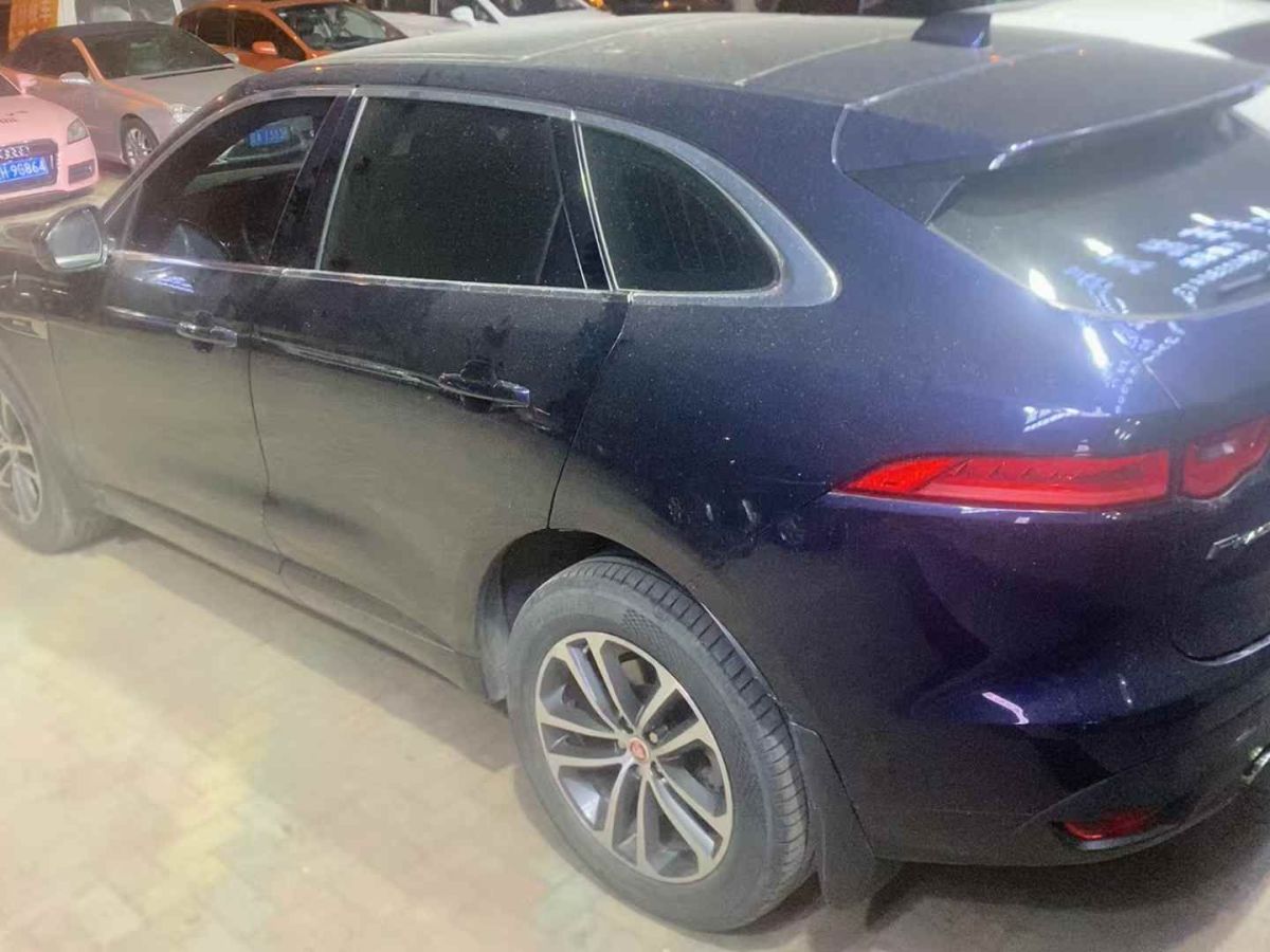 捷豹 XJ  2016款 XJL 3.0 SC 四驅(qū)全景商務(wù)版圖片