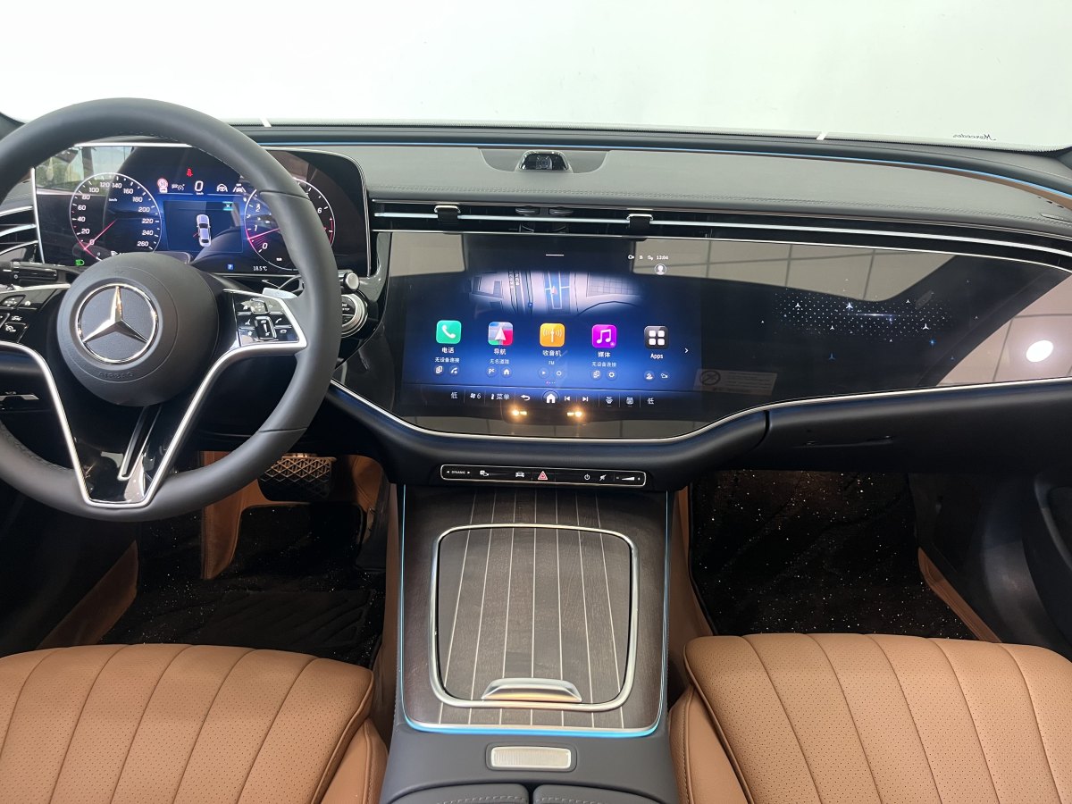 奔馳 奔馳E級  2025款 改款 E 300 L 豪華型圖片