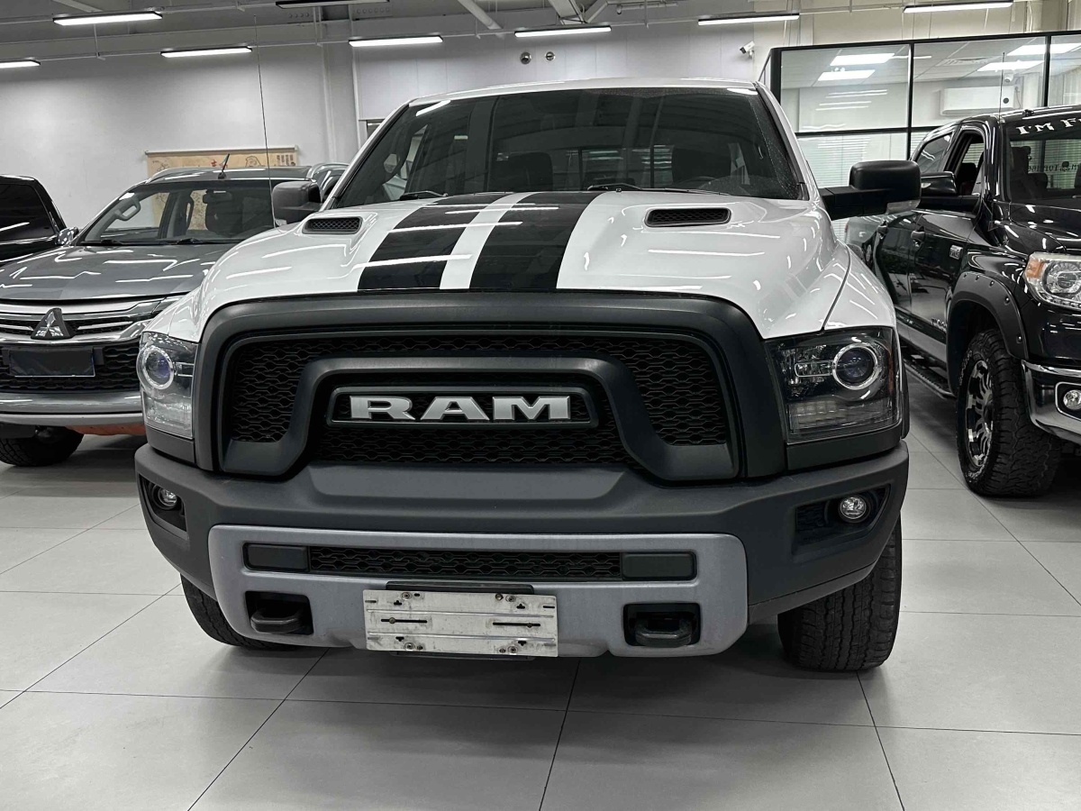 道奇 Ram  2011款 1500 Laramie圖片