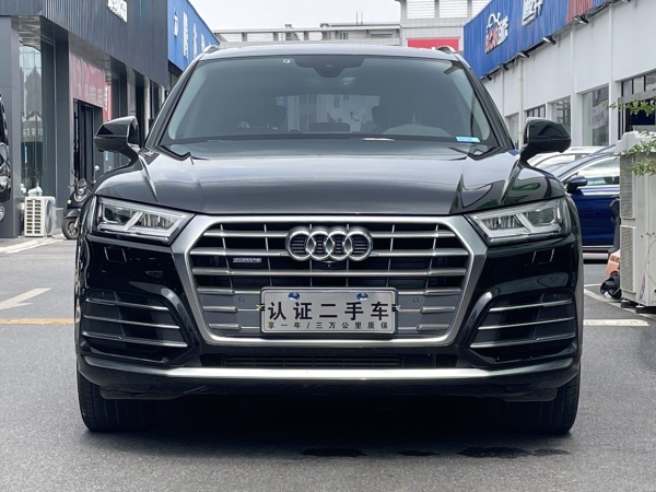 奥迪 奥迪Q5L  2020款 40 TFSI 荣享时尚型