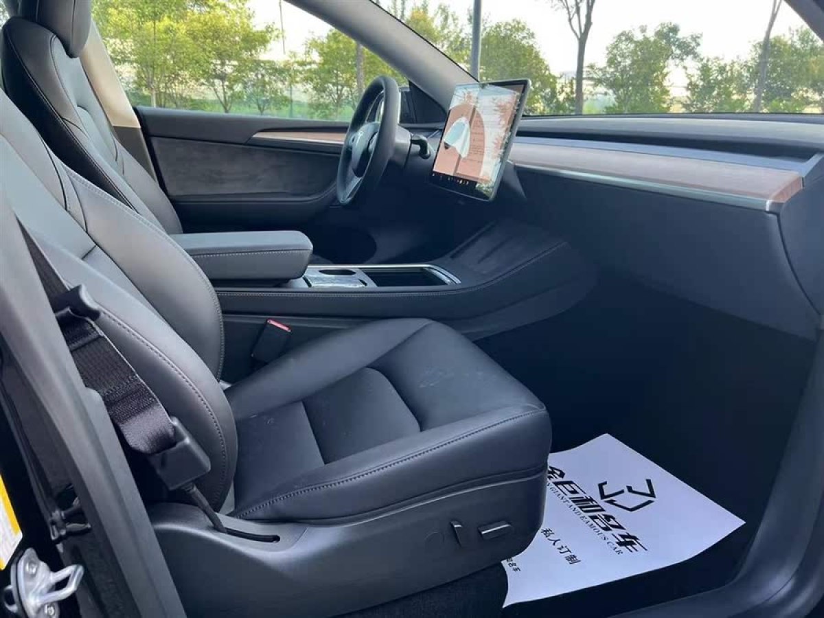 特斯拉 Model Y  2022款 改款 后輪驅(qū)動版圖片