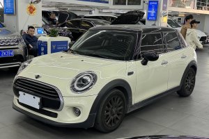 MINI MINI 1.5T COOPER 经典派 五门版