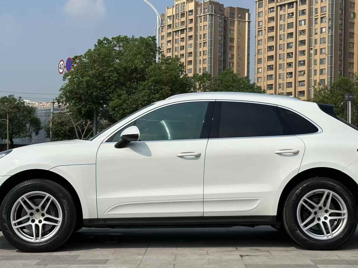 保時(shí)捷 Macan  2016款 Macan 2.0T圖片