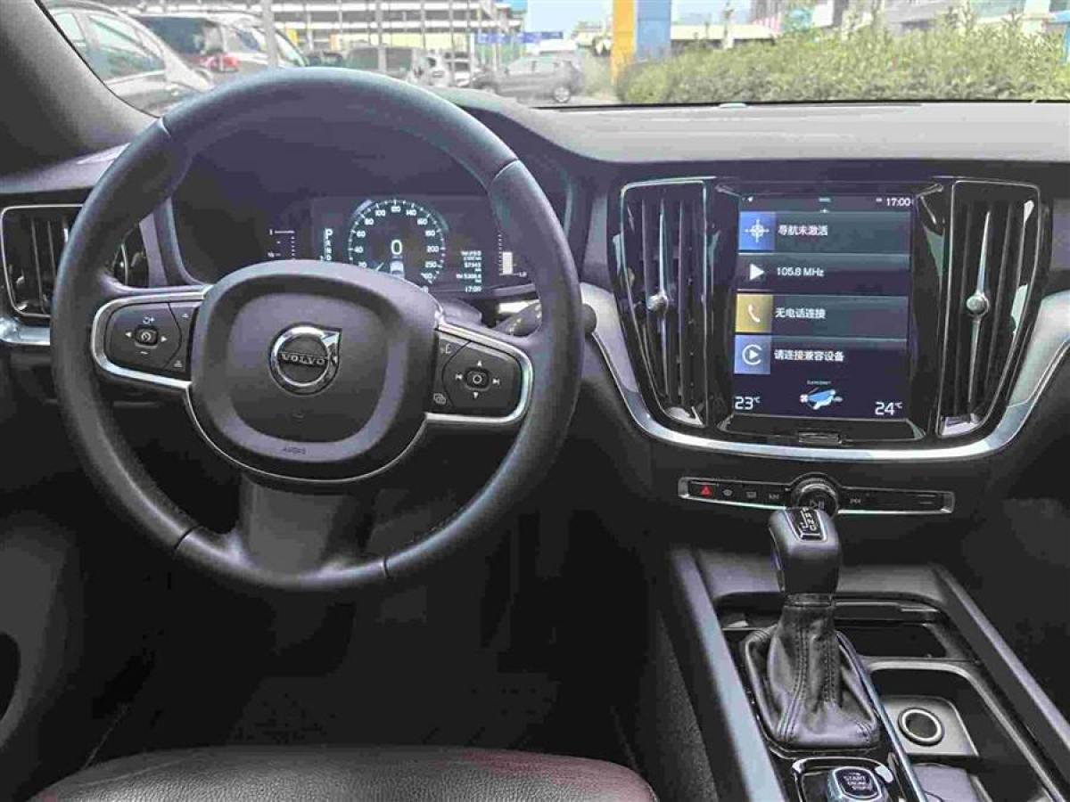 2021年6月沃爾沃 S60L  2021款 T4 智逸豪華版