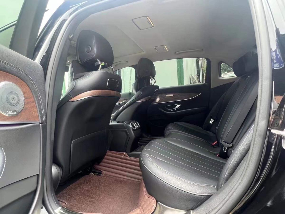 奔馳 奔馳GLA  2017款 GLA 220 4MATIC 豪華型圖片