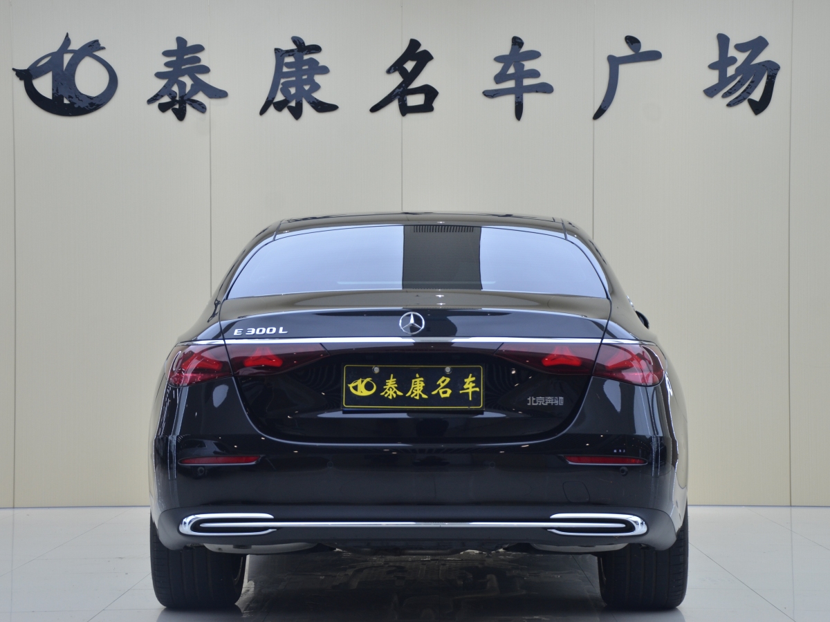 奔驰 奔驰E级  2024款 E 300 L 豪华型图片