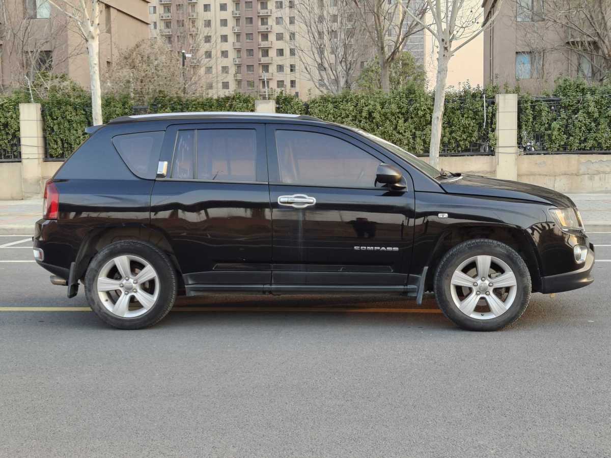 Jeep 指南者  2015款 2.0L 兩驅(qū)運(yùn)動(dòng)版圖片