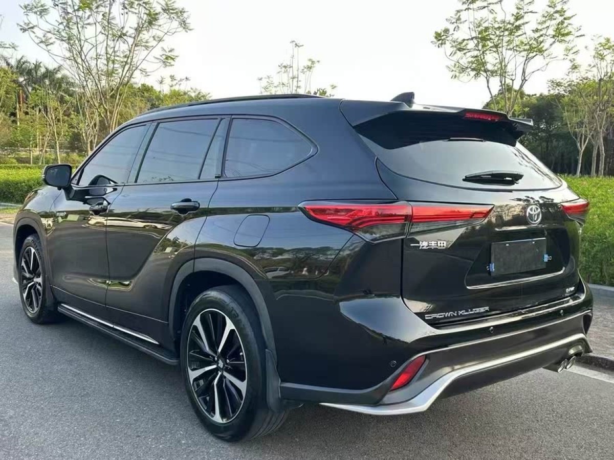 豐田 皇冠陸放  2021款 2.5L HEV四驅(qū)豪華版圖片