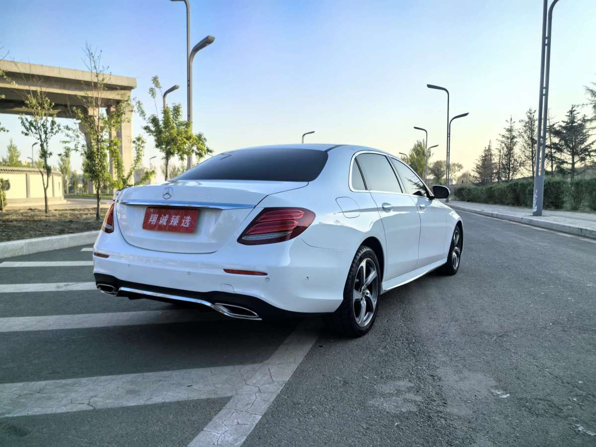 奔驰 奔驰E级  2017款 E 200 L 运动型 4MATIC图片