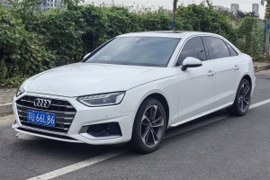 奥迪A4L 奥迪 40 TFSI 时尚动感型