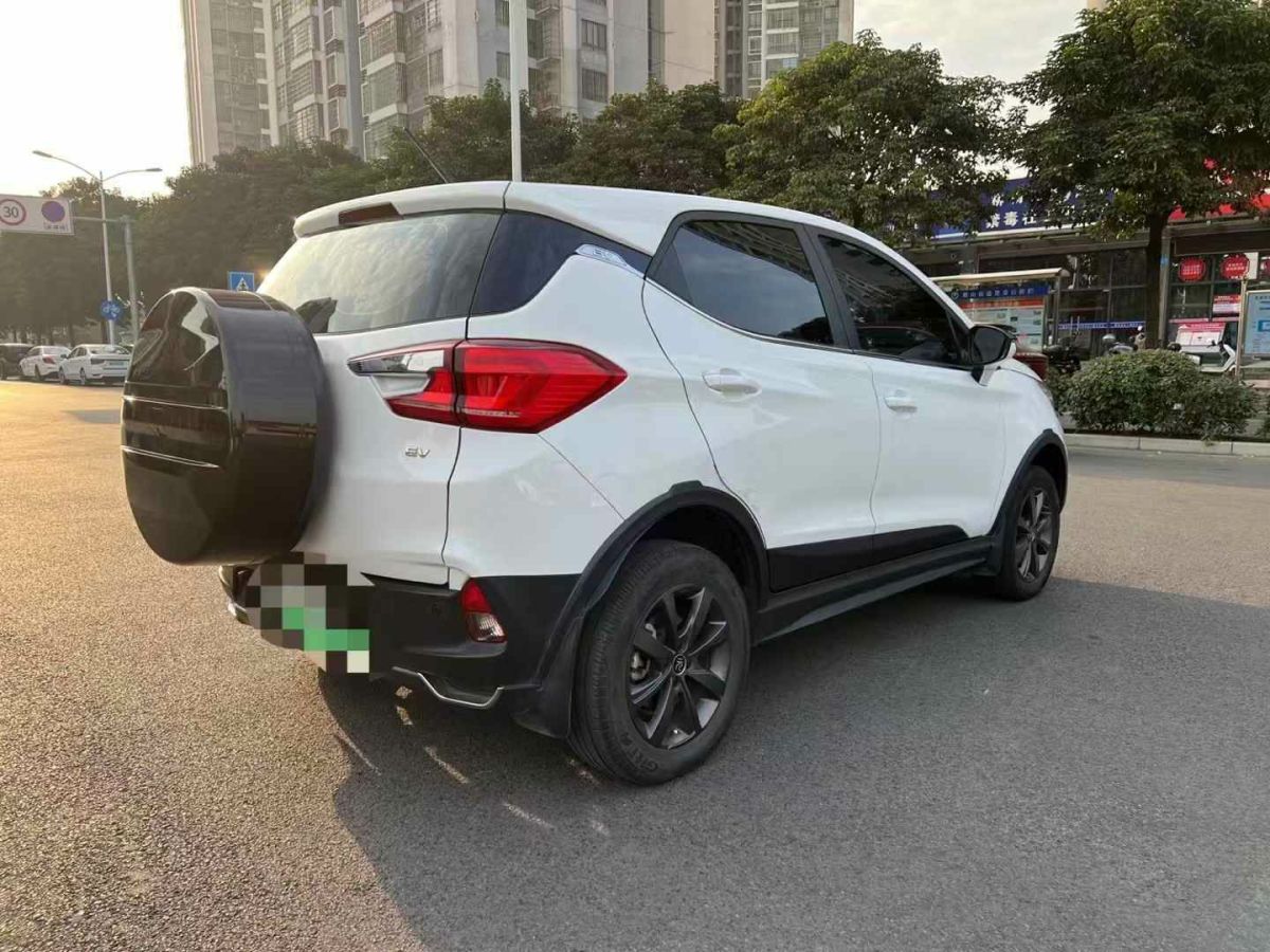 比亞迪 元新能源  2019款 EV535 智聯(lián)領(lǐng)創(chuàng)型圖片