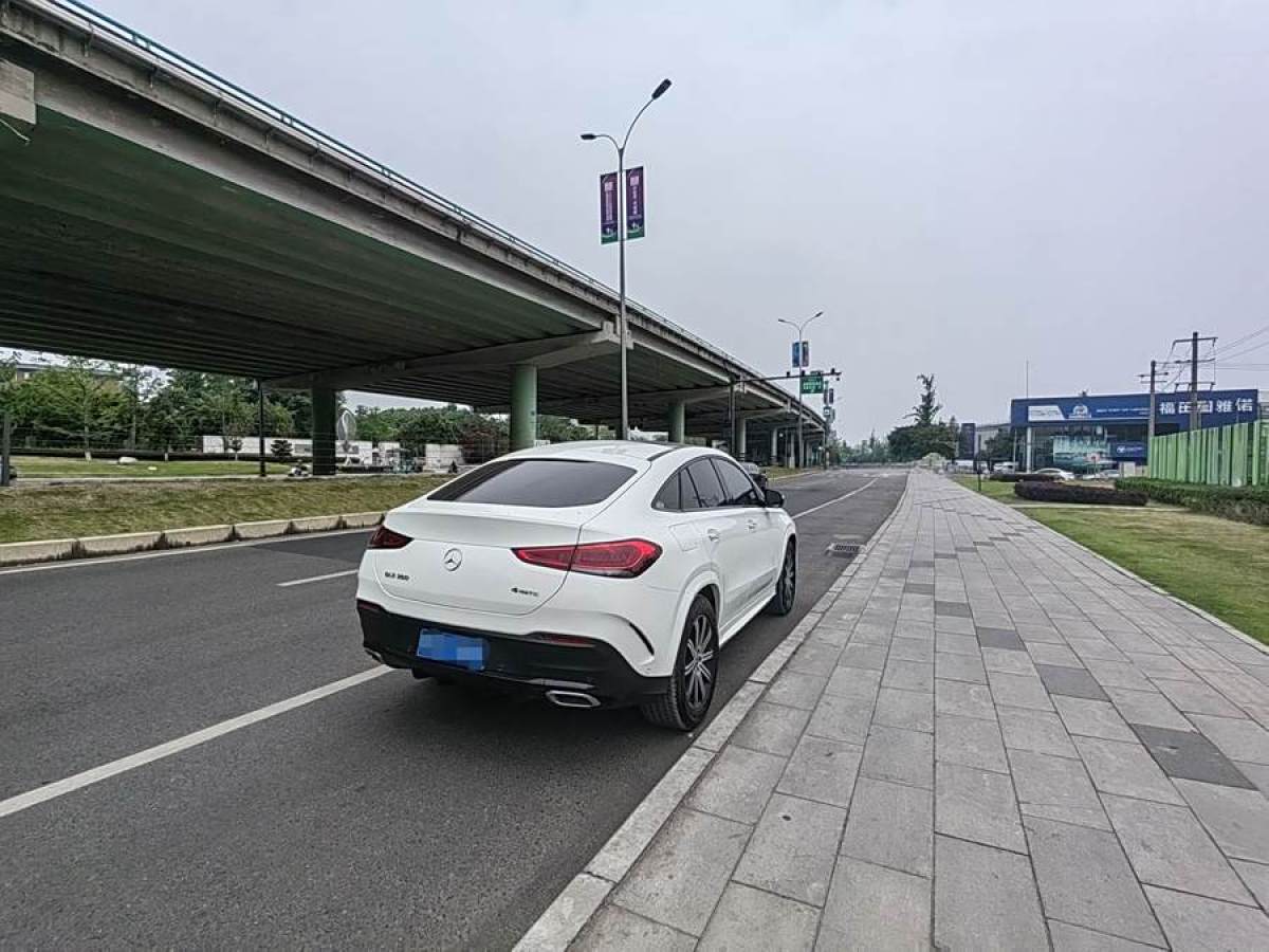 奔馳 奔馳GLE轎跑  2020款 GLE 350 4MATIC 轎跑SUV 時尚型圖片