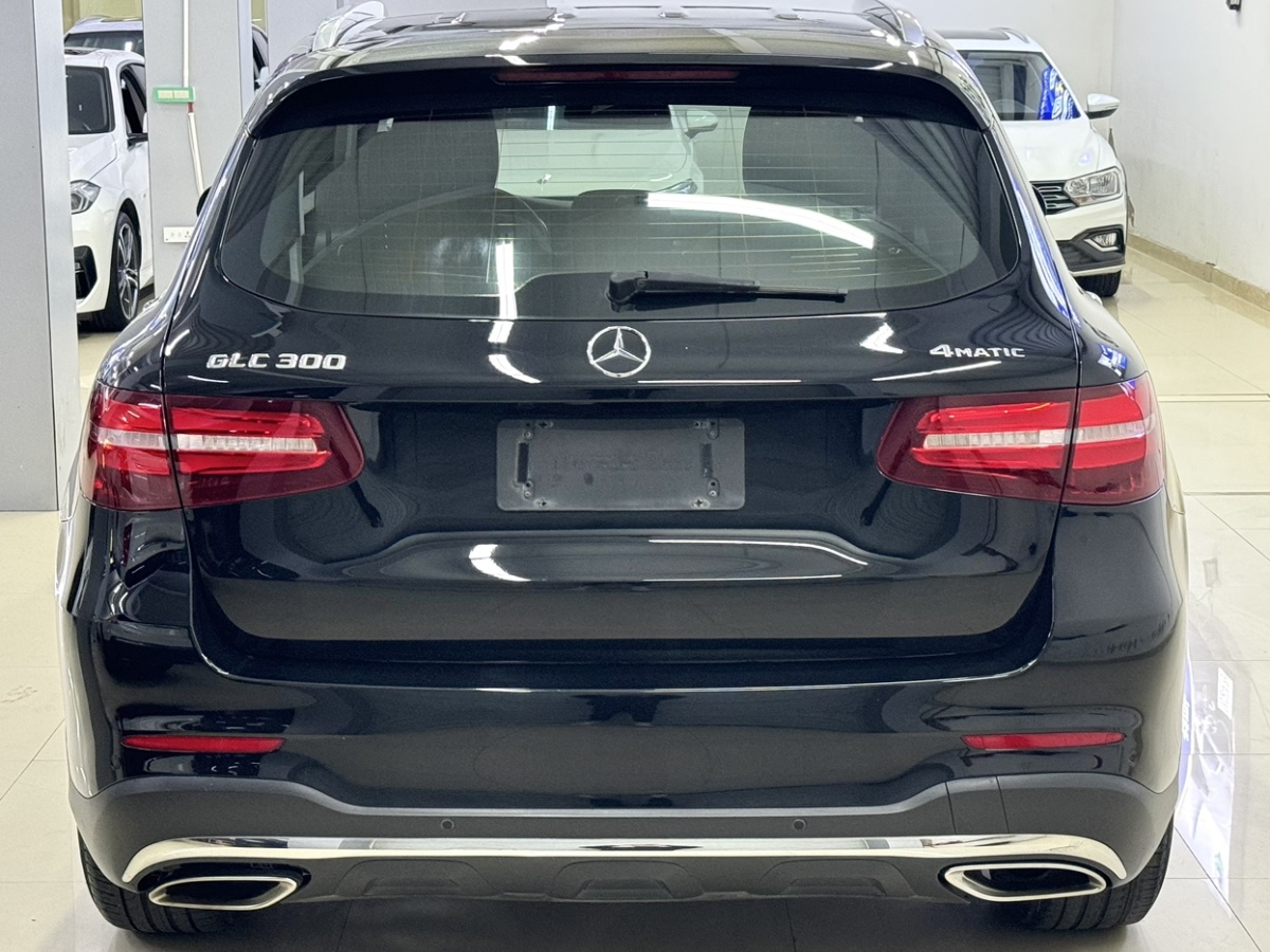 奔馳 奔馳GLC  2017款 GLC 300 4MATIC 動(dòng)感型圖片