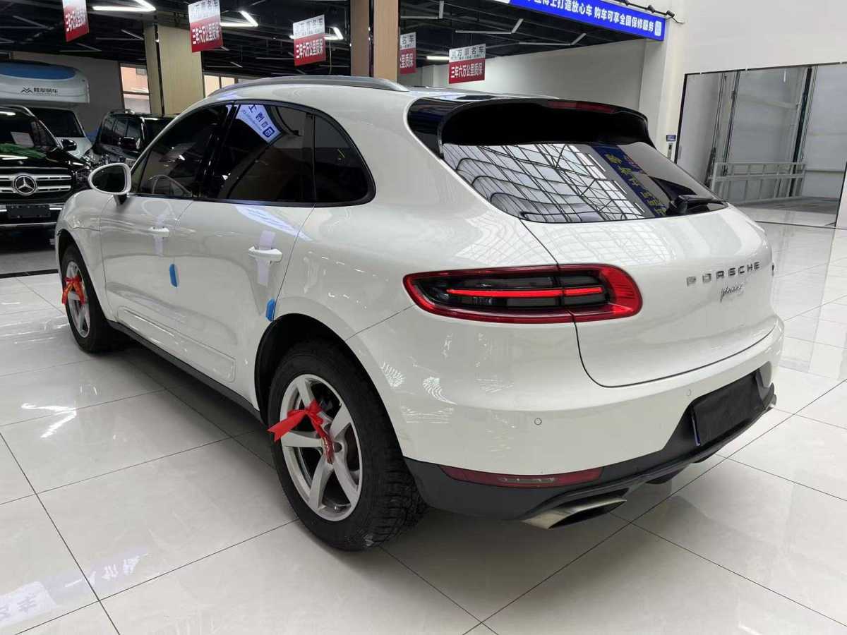 保時(shí)捷 Macan  2014款 Macan 2.0T圖片