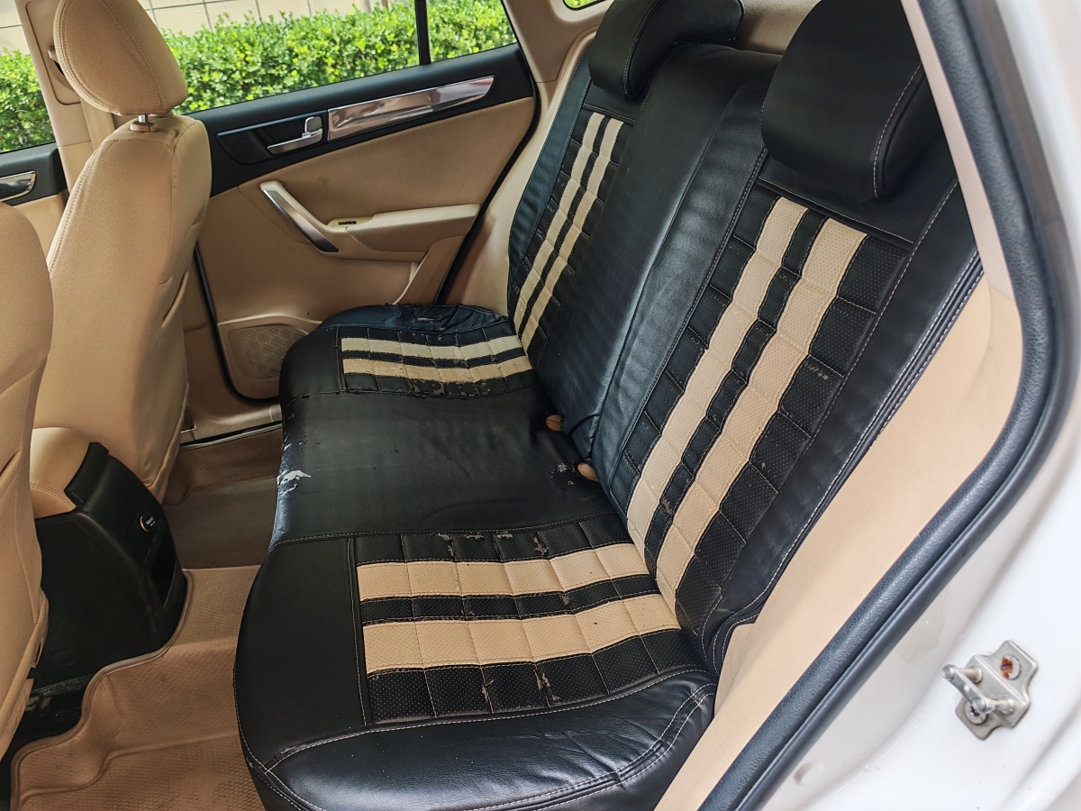 2013年5月中華 V5  2012款 1.6L 自動舒適型
