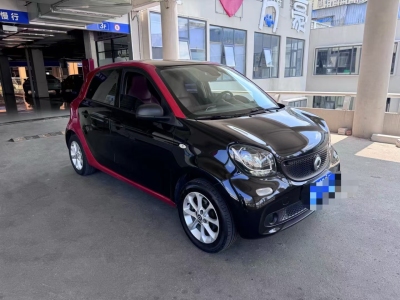 2017年6月 smart forfour 1.0L 52千瓦激情版图片