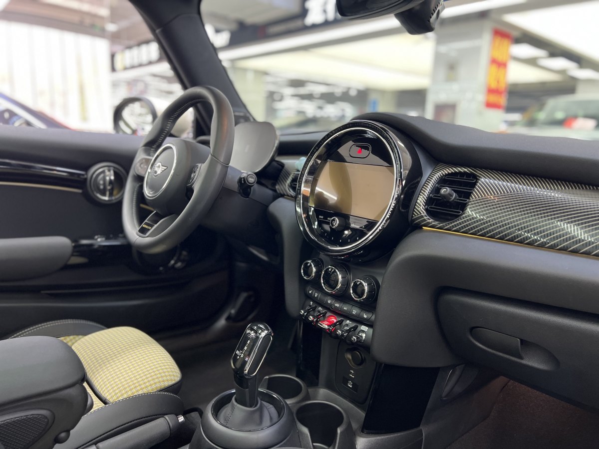 2023年1月MINI MINI  2022款 2.0T COOPER S 執(zhí)迷特別版