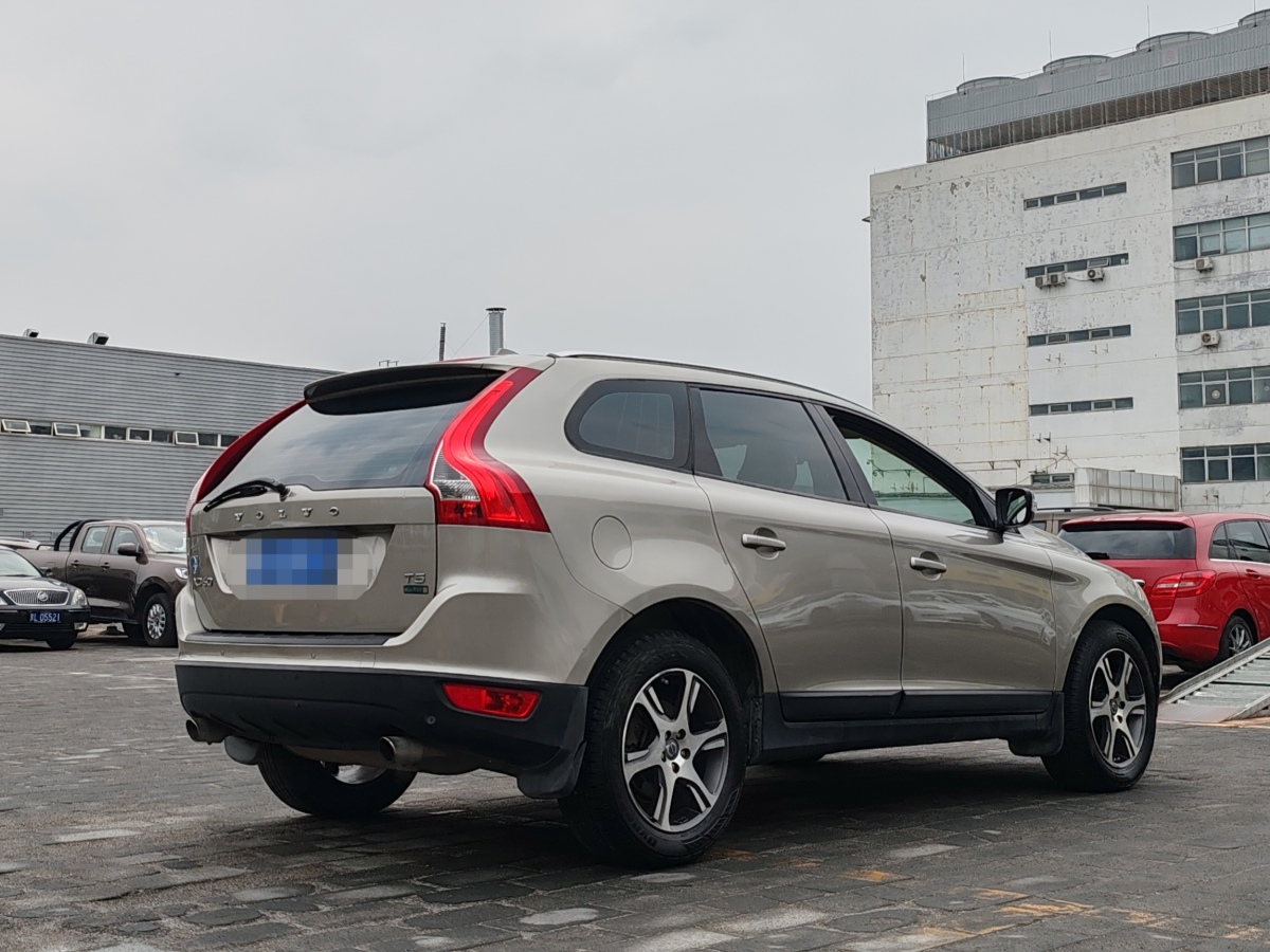 沃爾沃 XC60  2013款 T5 舒適版圖片
