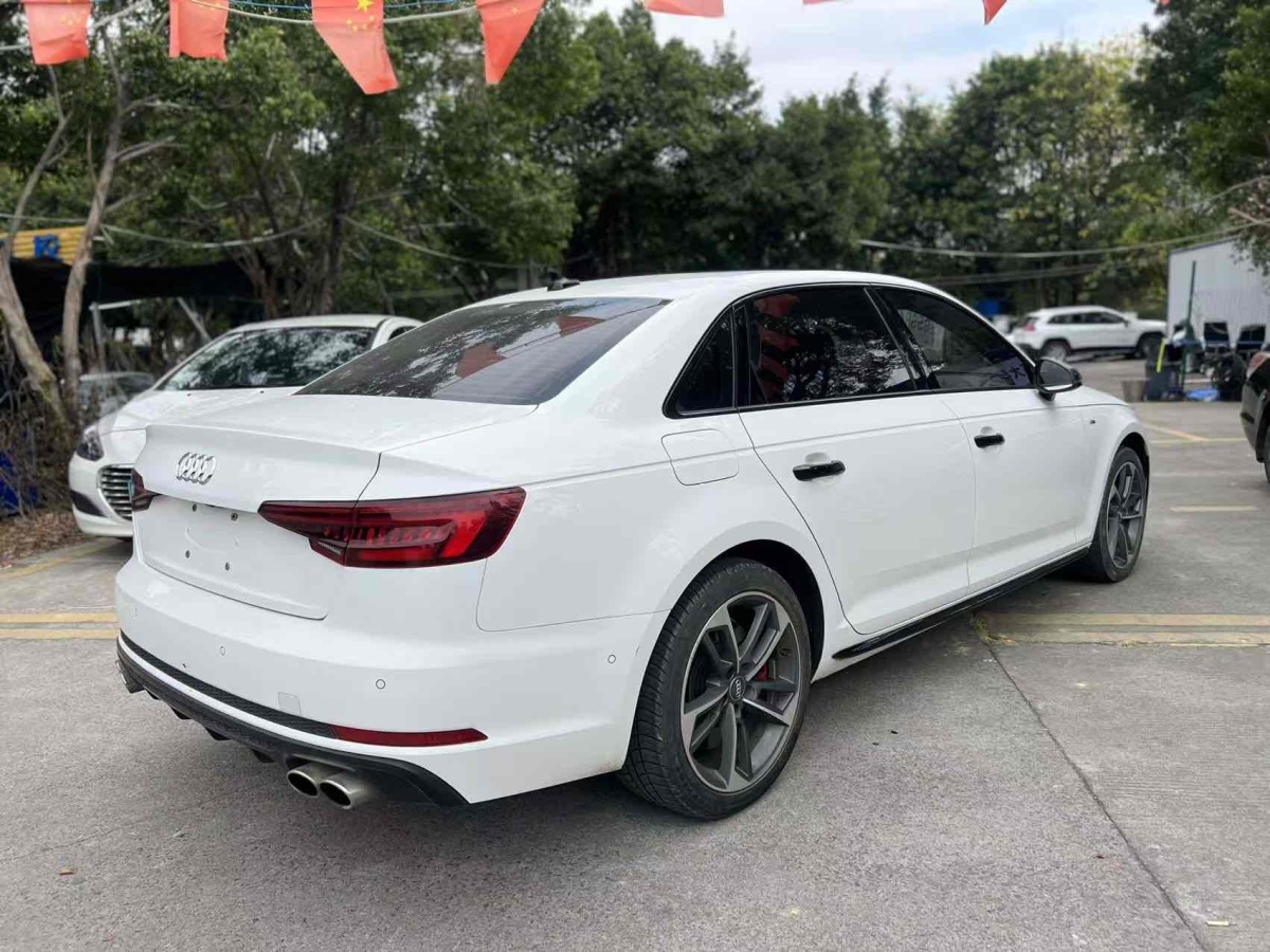 奧迪 奧迪A4L  2018款 30周年年型 40 TFSI 運動型圖片