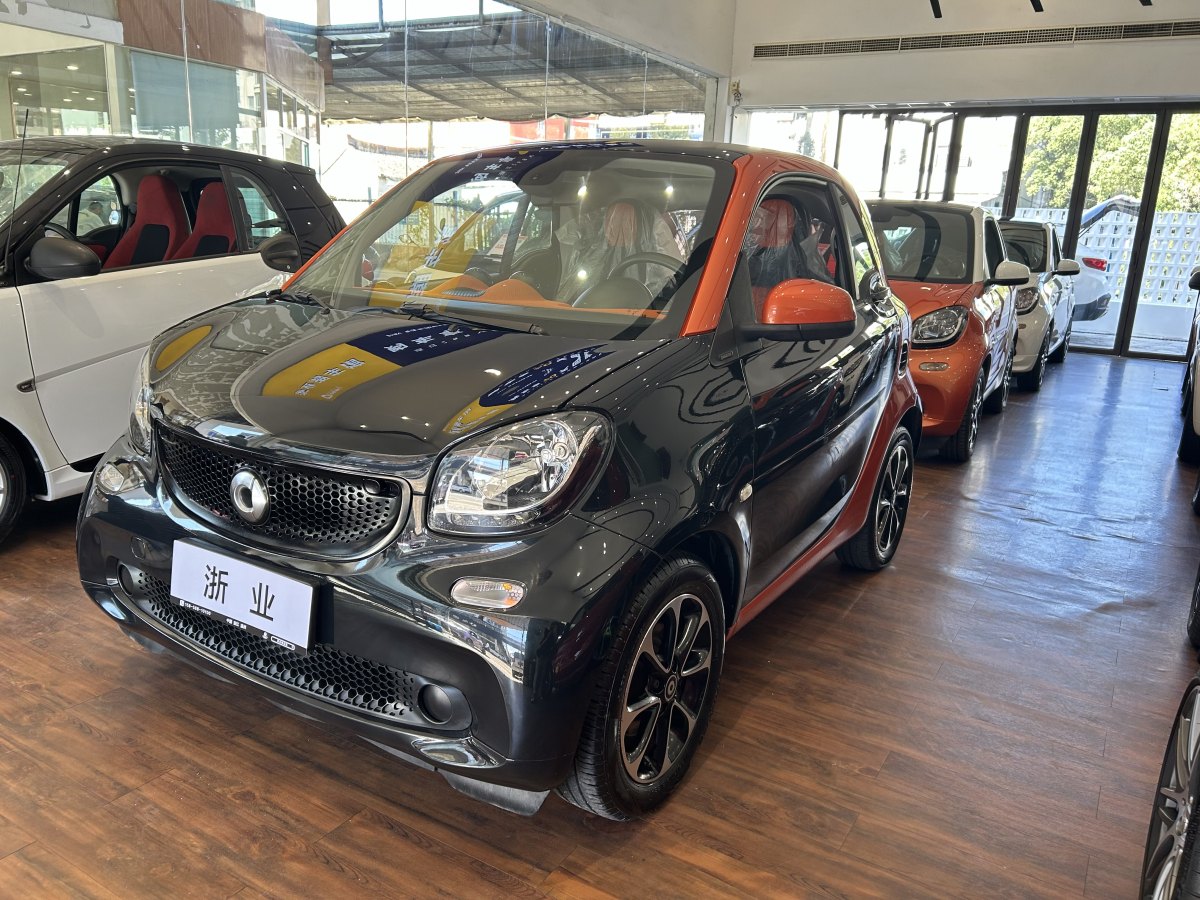 smart fortwo  2015款 1.0L 52千瓦硬頂激情版圖片