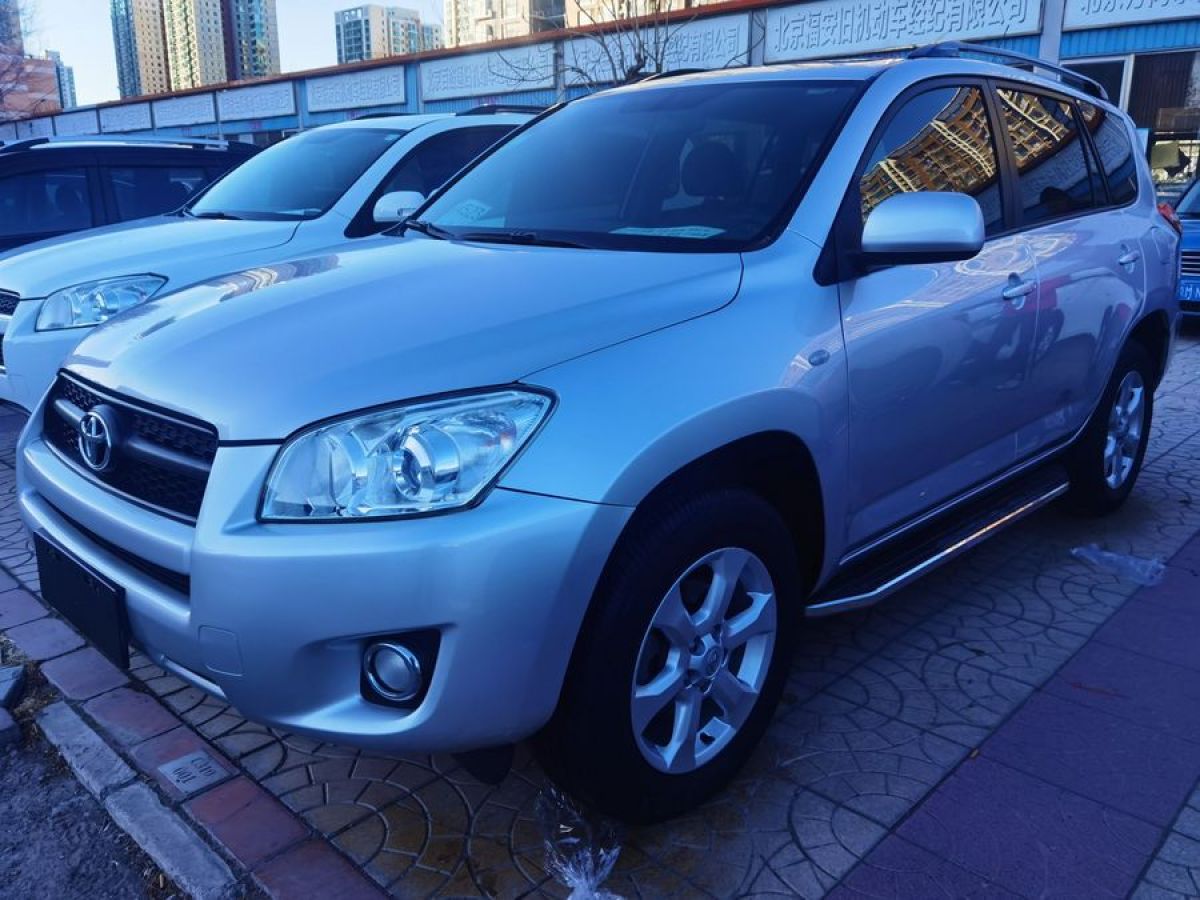 豐田 RAV4榮放  2010款 2.0L 自動豪華升級版圖片