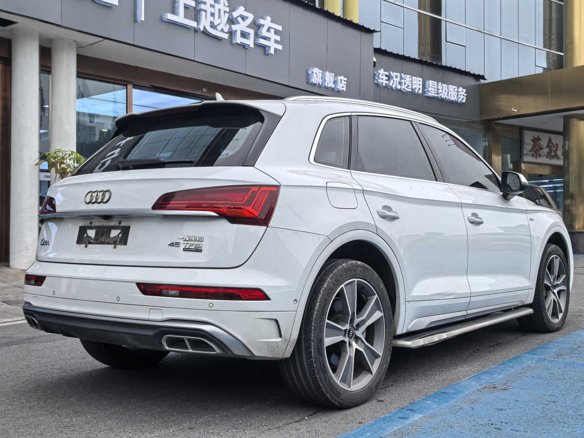 2021年7月奧迪 奧迪Q5L  2021款 45 TFSI 豪華動感型